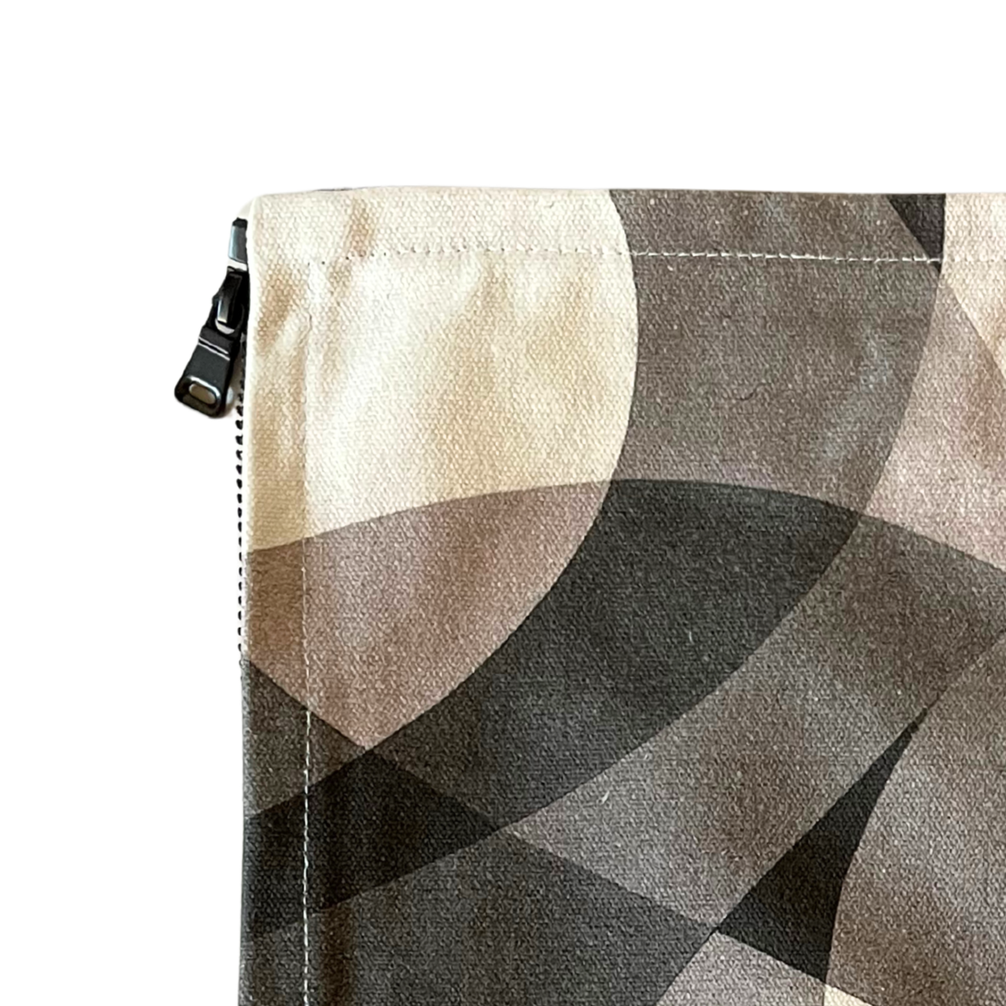 アートパネル『残響の記憶 - Echoes of Memory』